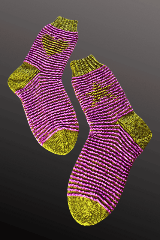 Schattenstrick Socken Astral - Stern und Herz