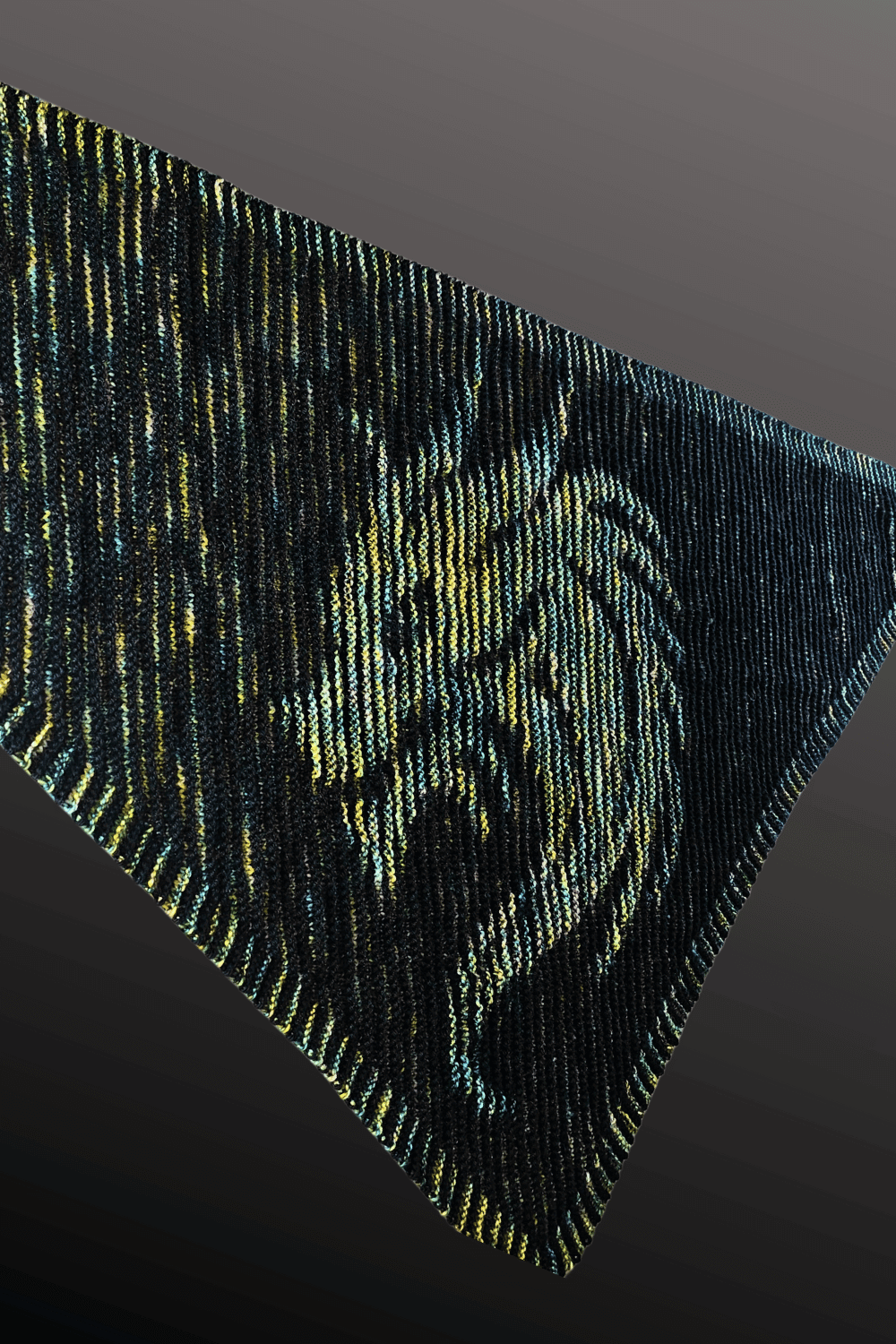 Schattenstrick Tuch Buried Fire - Drache