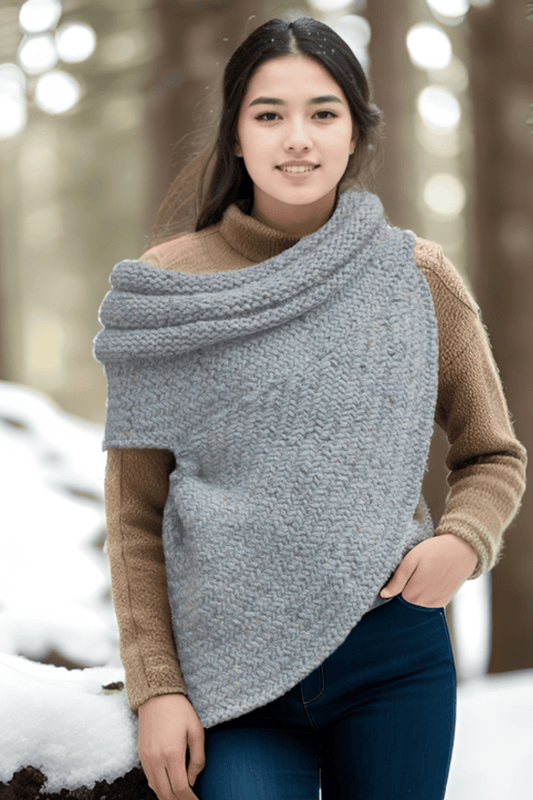 Poncho Tribute im Fischgrätmuster selber stricken