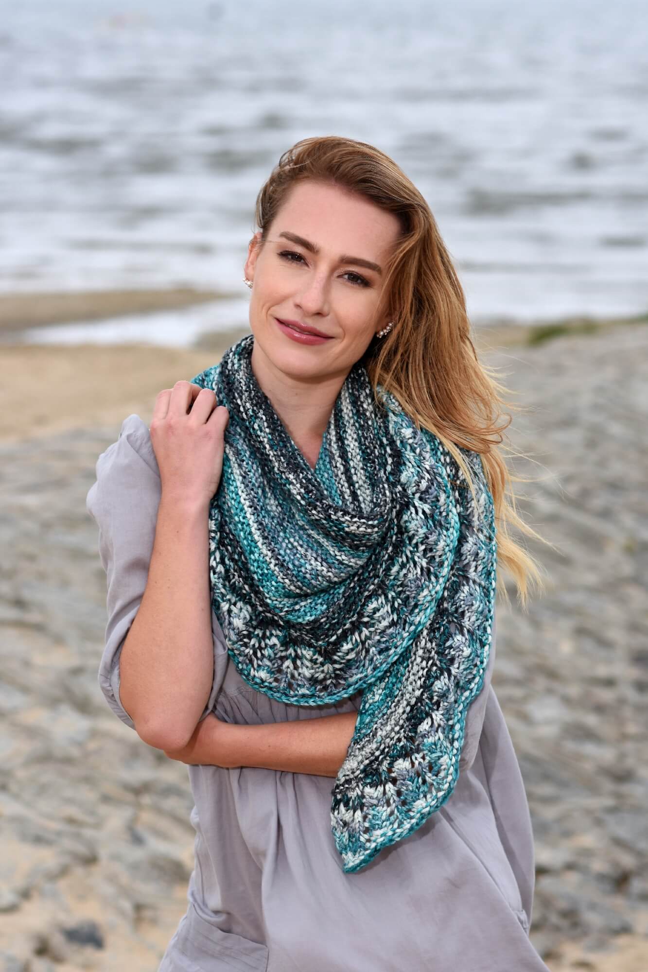 Sommertuch mit Lochmuster stricken