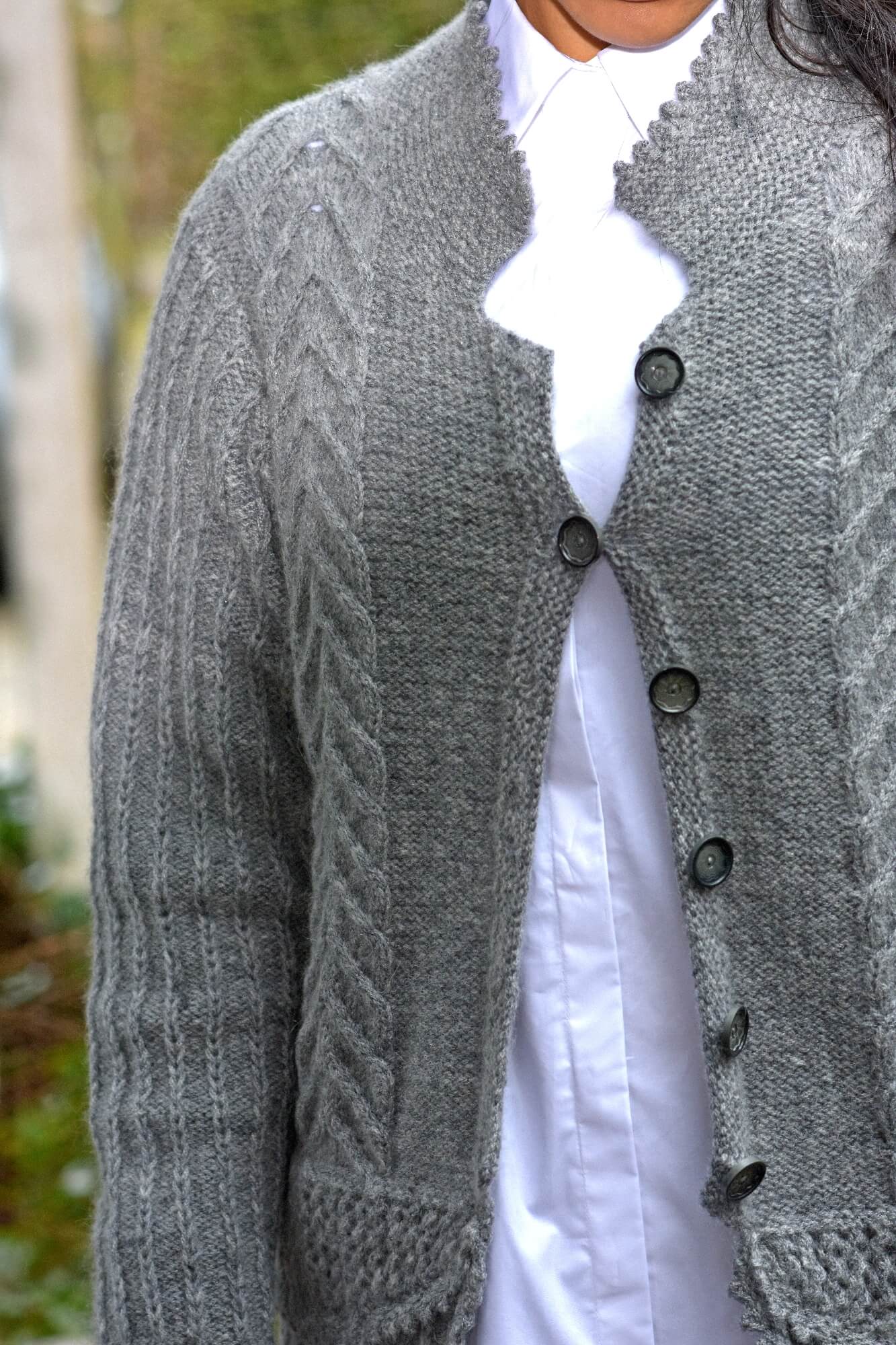 Jacke mit verschiedenen Strickmustern stricken