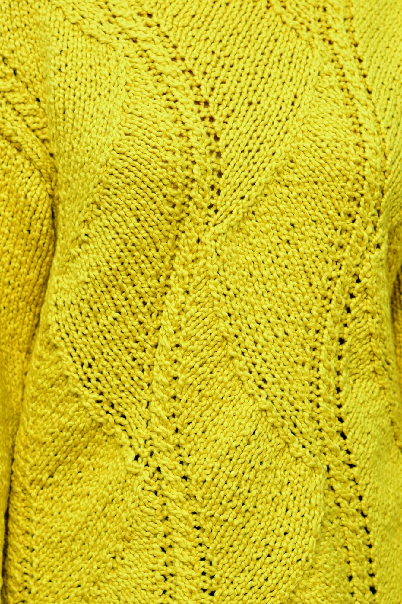Pullover mit Zackenmuster stricken