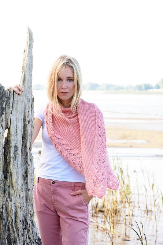 Tuch mit Lochmusterrand stricken