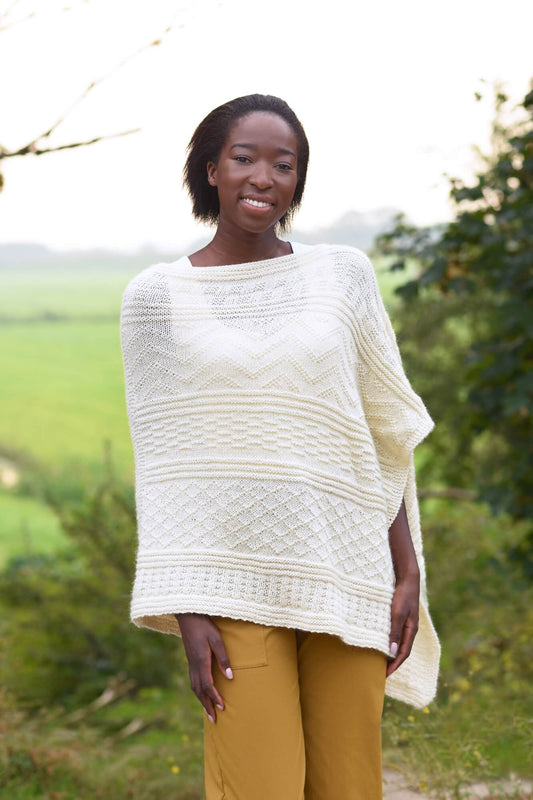 Poncho im Gansey Stil stricken