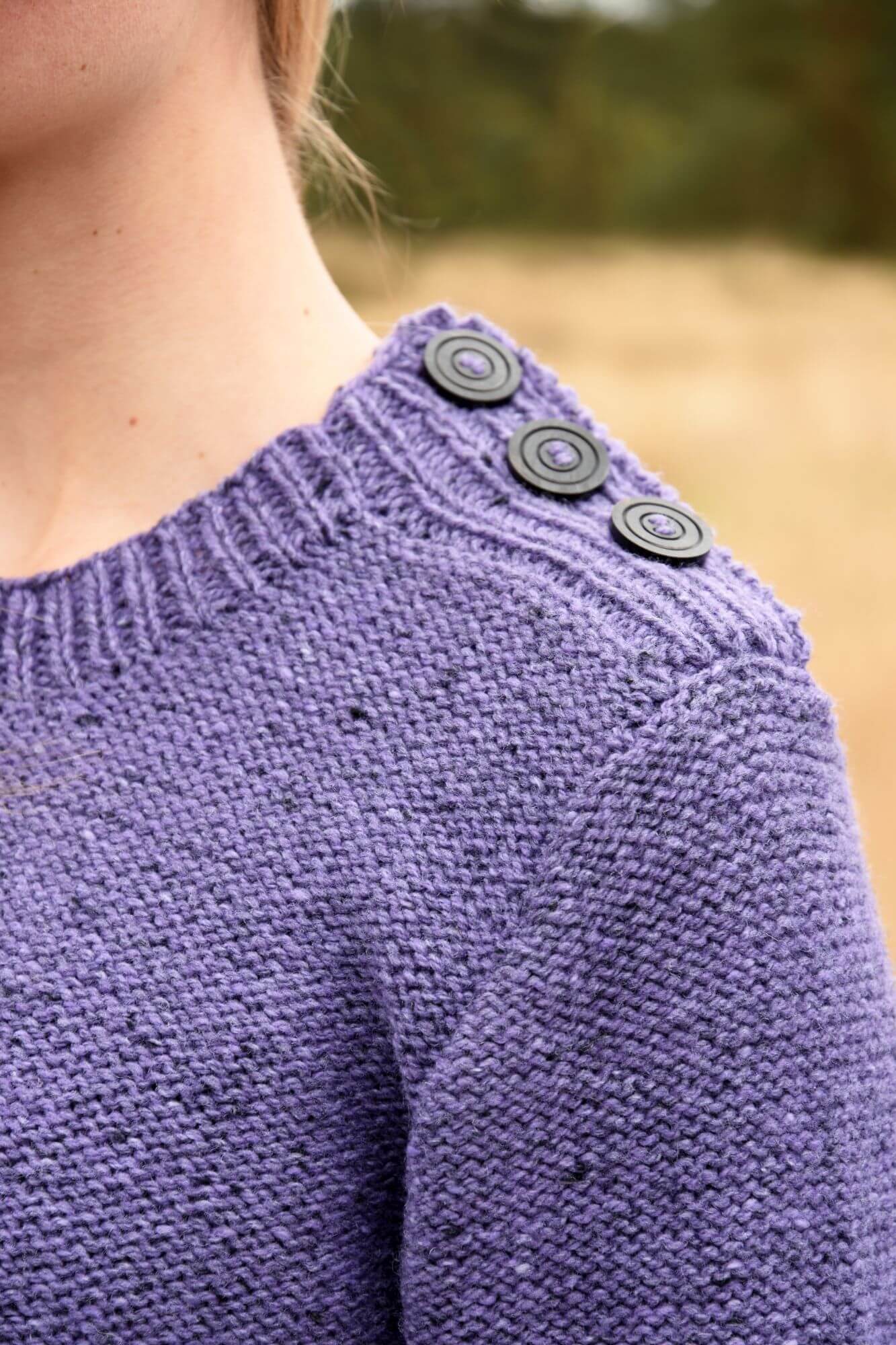 Pullover mit Schulterdetail stricken