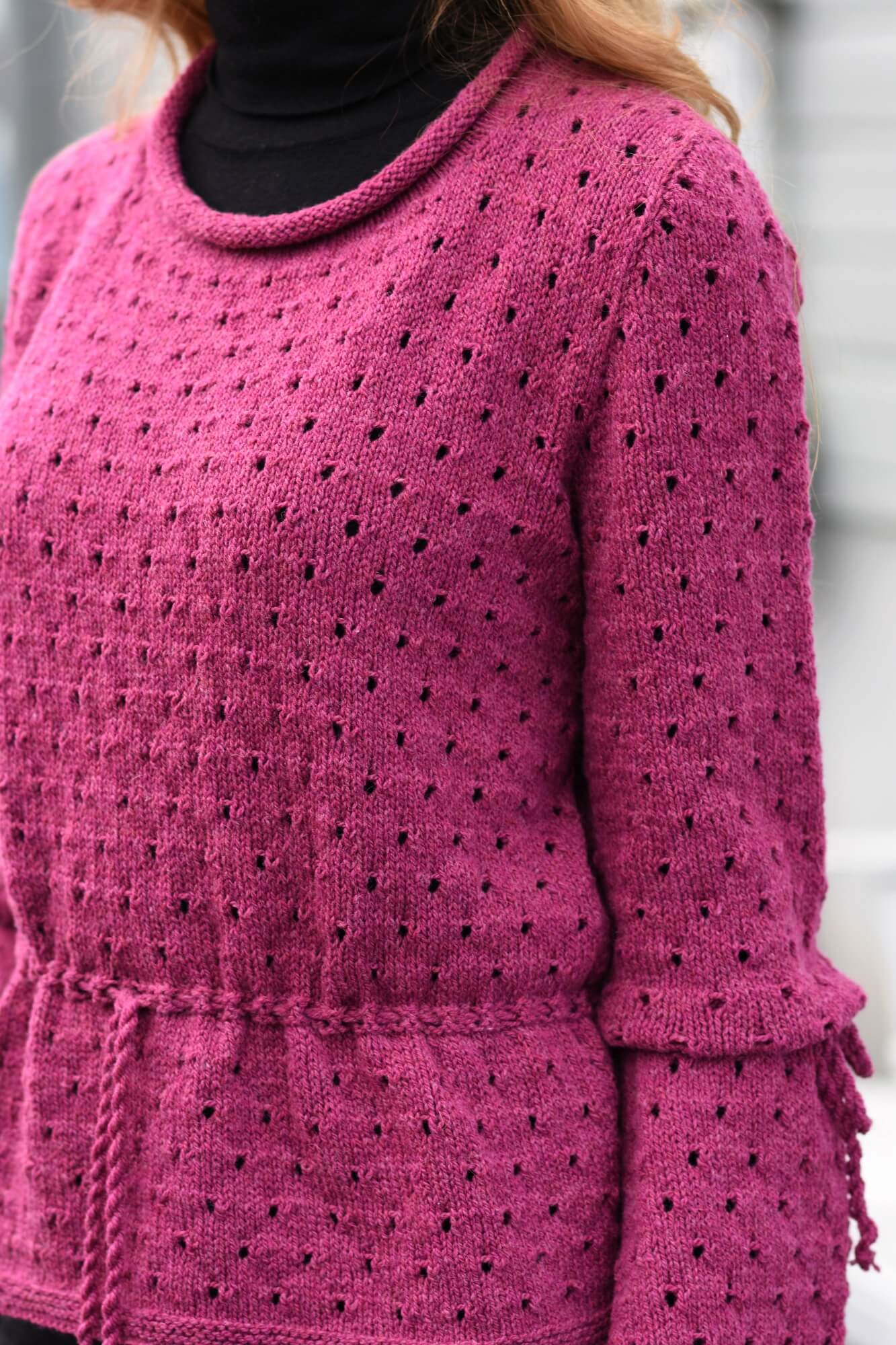 Pullover mit Trompetenärmeln und Bindebändern stricken