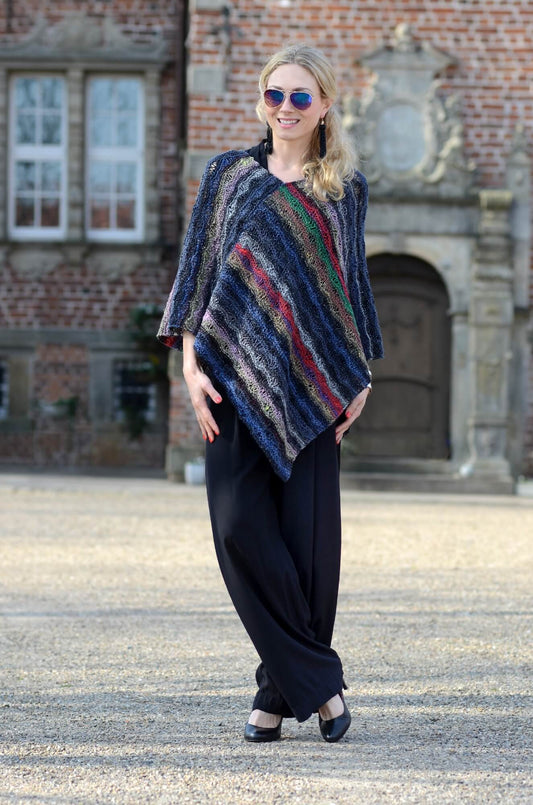 Poncho Melisandre aus Noro Hanabatake selber stricken