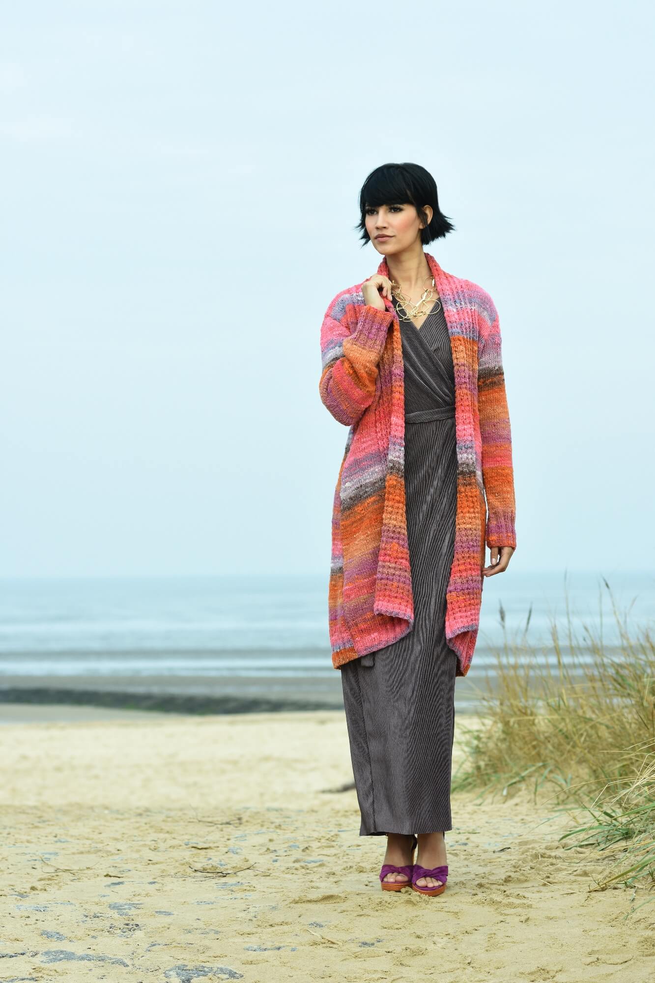 Lange Jacke mit Schalkragen stricken