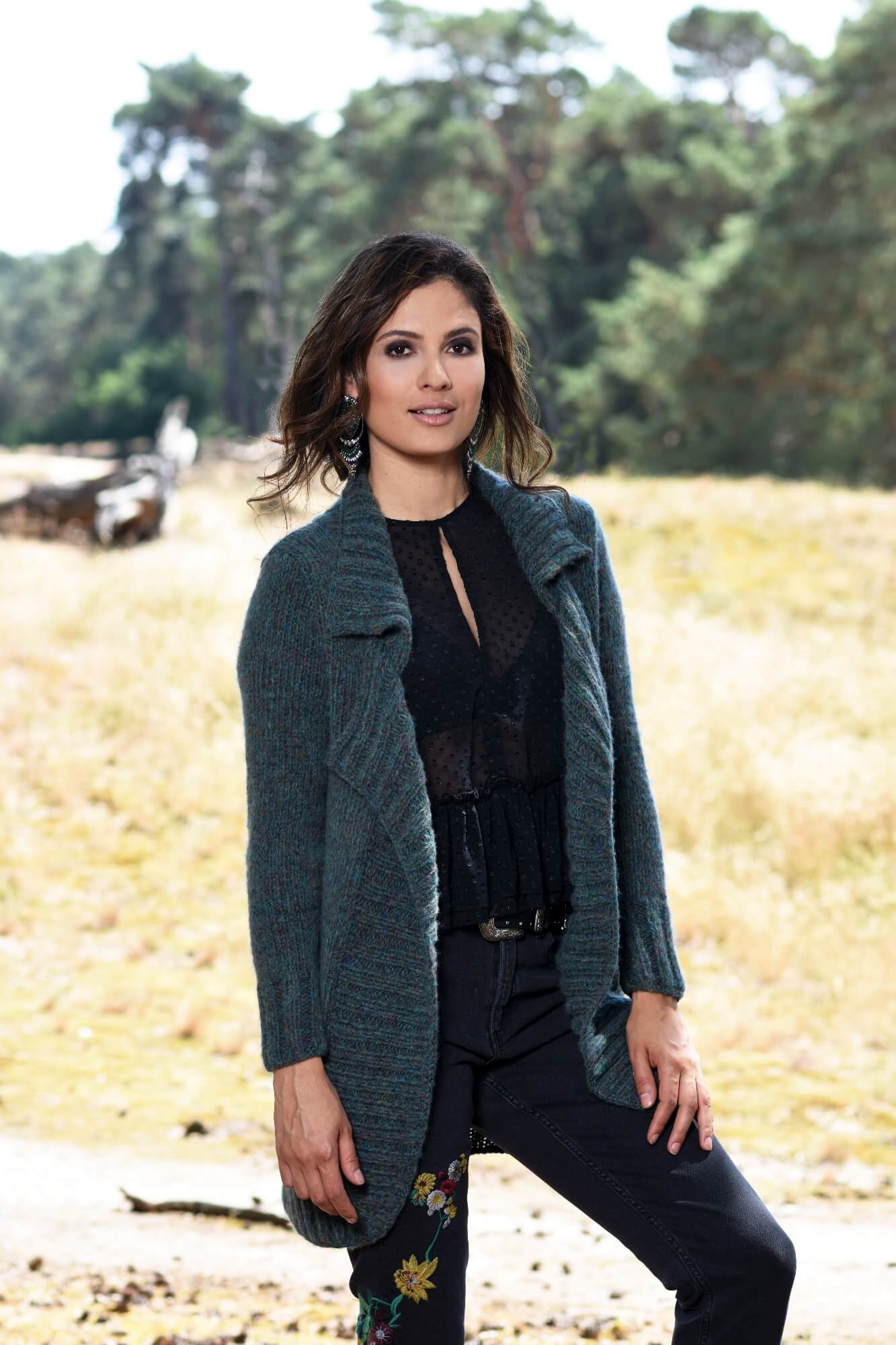 Strickjacke mit Reverskragen stricken