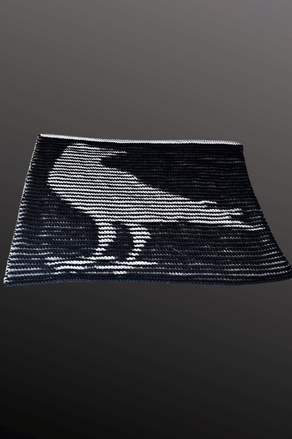 Decke/Kissen Obsidian King aus Kremke Soul Wool The Merry Merino 140 selber stricken