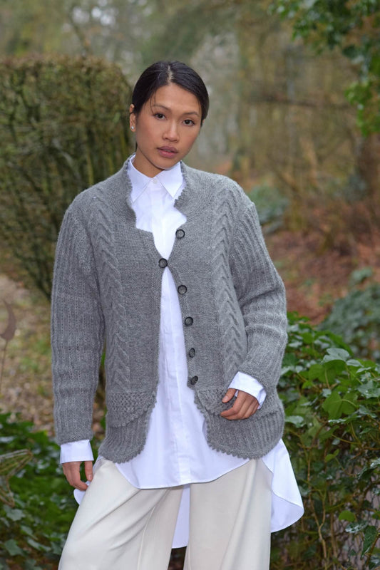 Jacke mit verschiedenen Strickmustern stricken