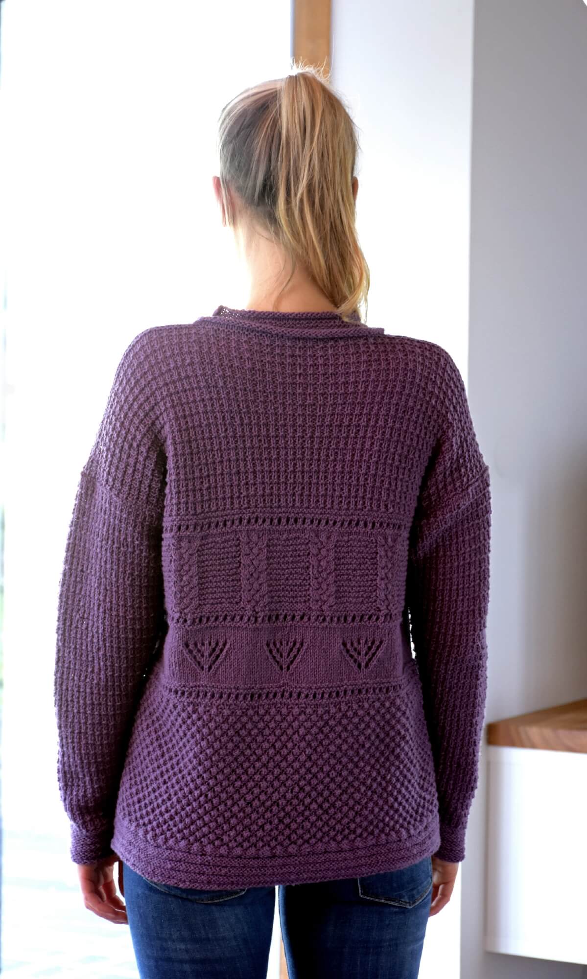 Pullover mit abwechslungsreichen Strickmustern stricken