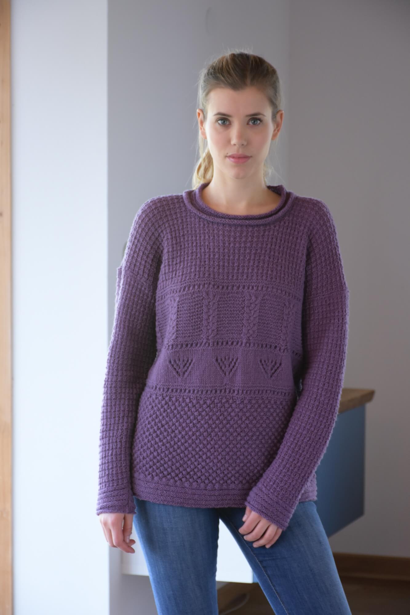 Pullover mit abwechslungsreichen Strickmustern stricken