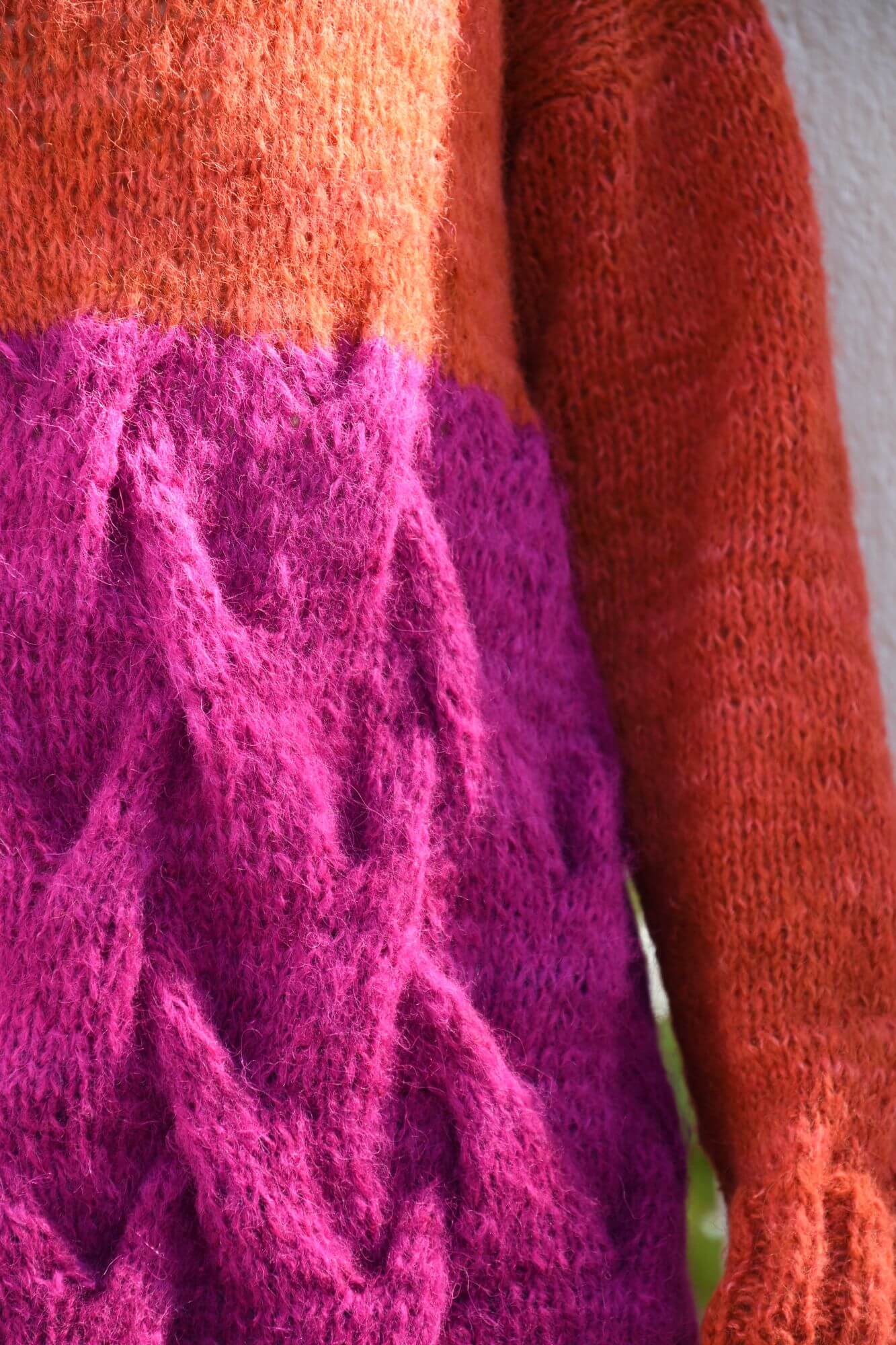 Color-Block Sweater stricken
