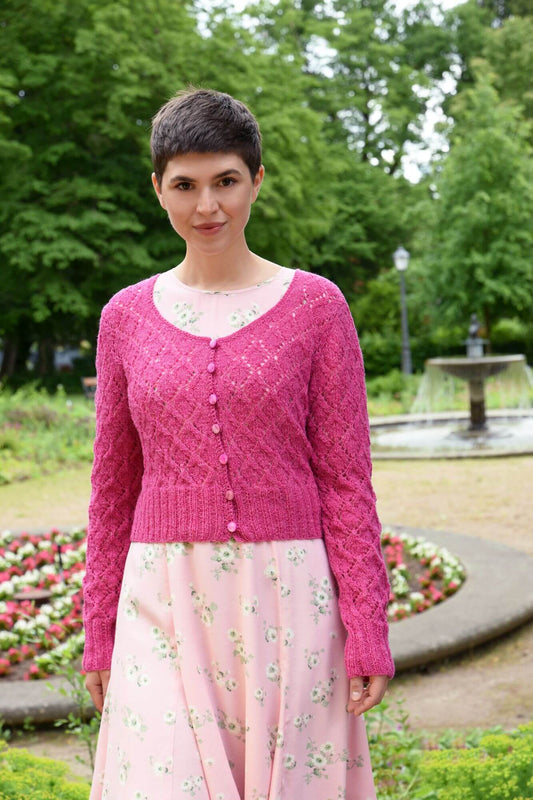 Jacke im Lacemuster stricken