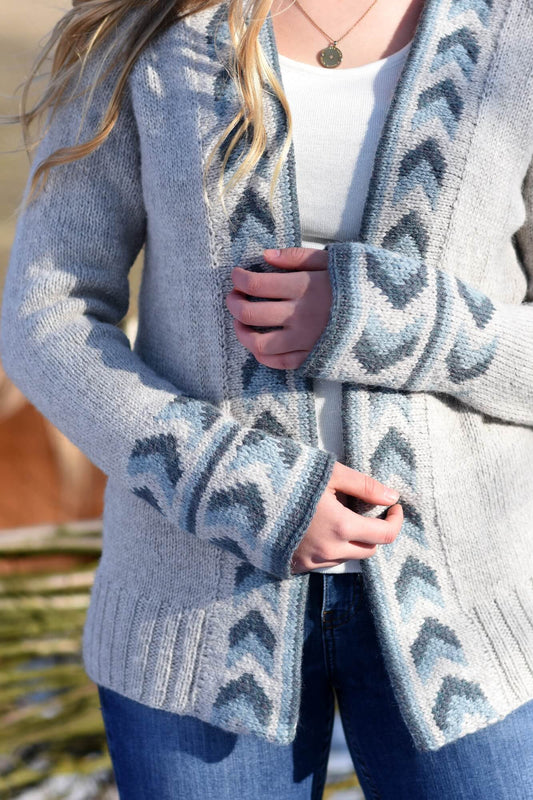 Jacke mit nordischem Muster stricken 