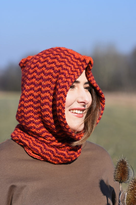 Balaclava mit zweifarbigem Wellenmuster stricken