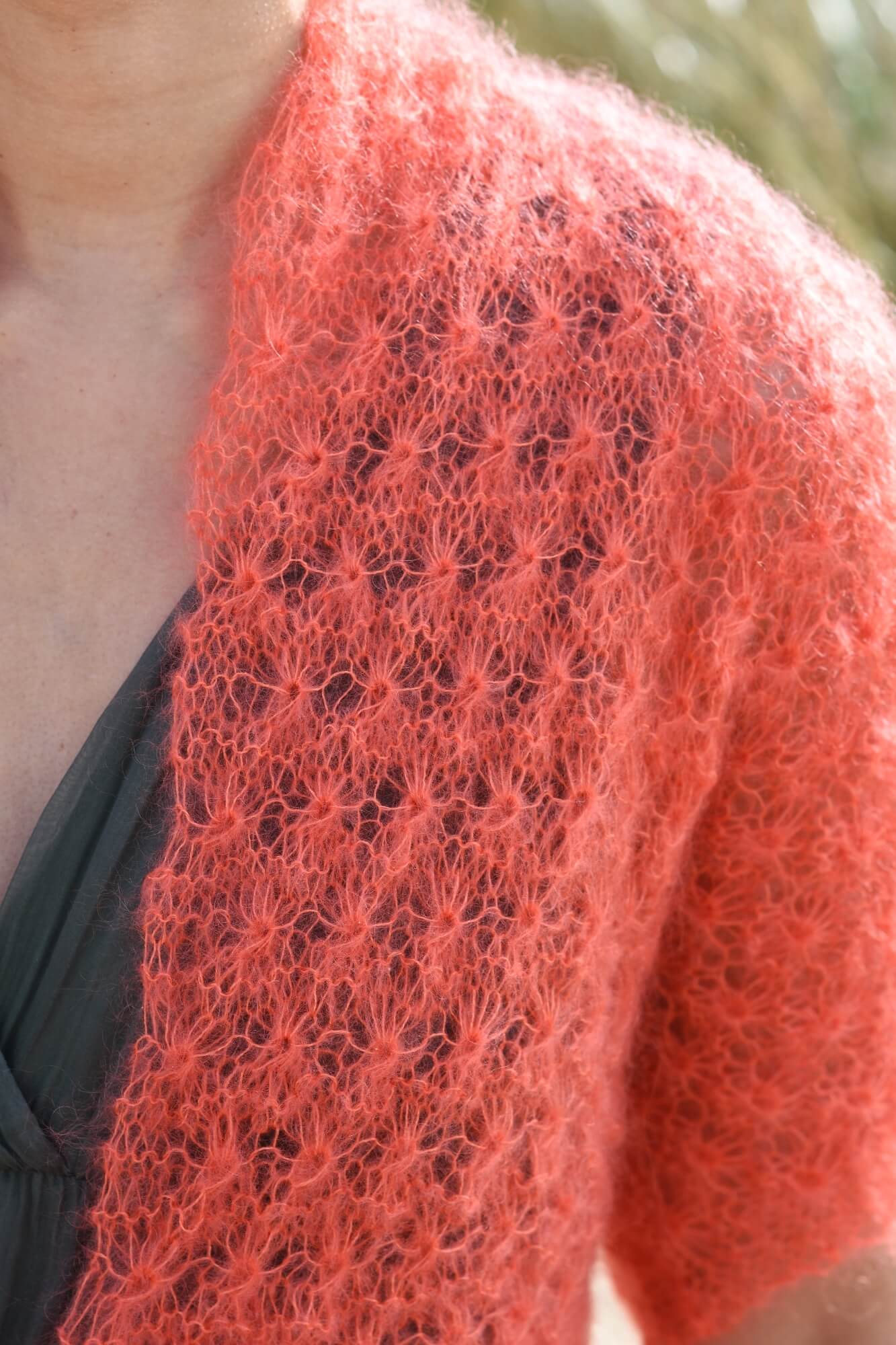 Feminine Jacke mit Sternmuster stricken