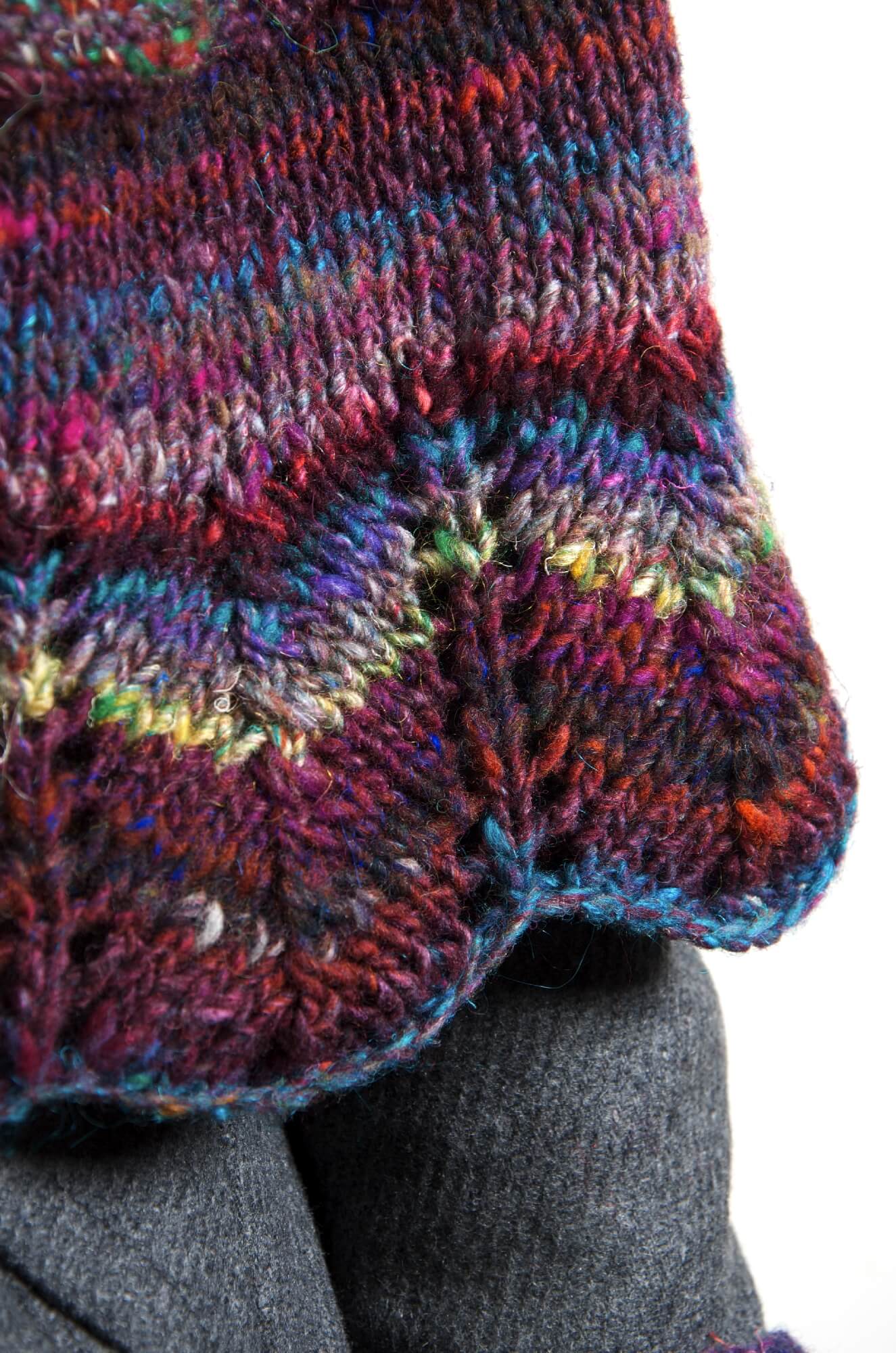 Poncho Iced Blackberry aus Noro Chochin selber stricken