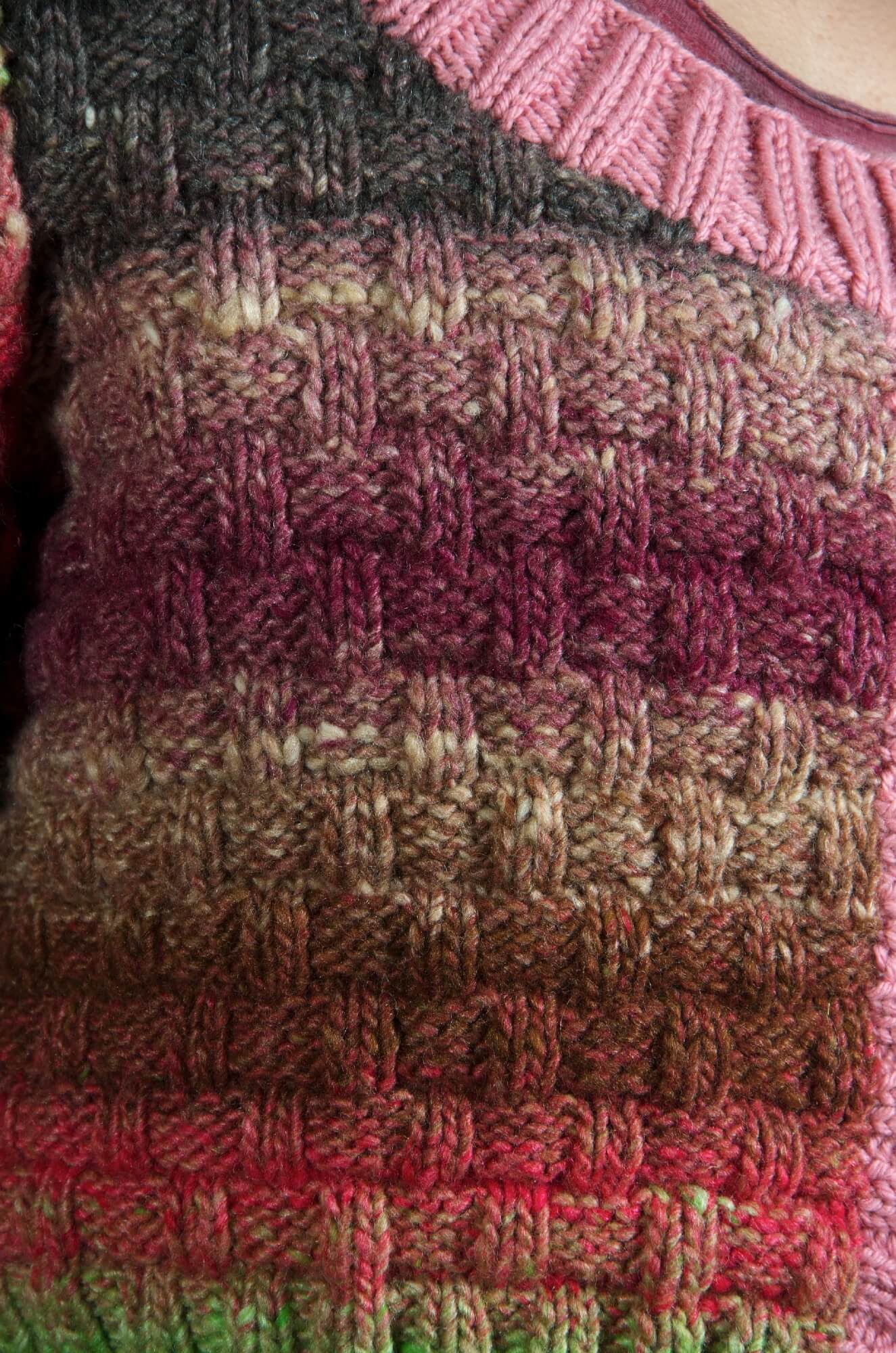 Jacke Sweet Treat aus Noro Shiro selber stricken