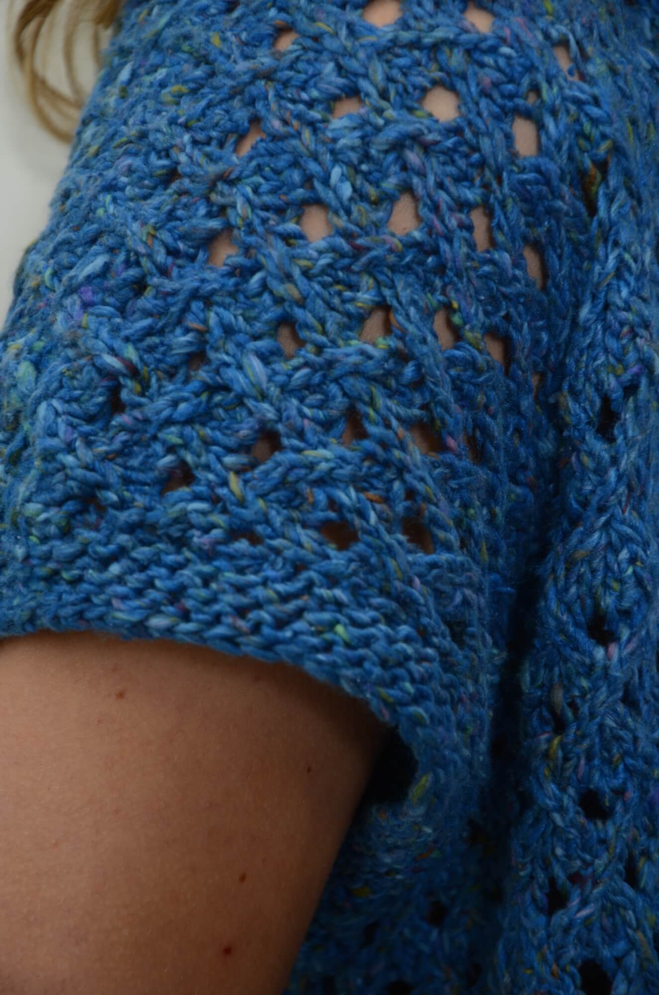 Weste Lapislazuli aus Noro Tokonatsu selber stricken
