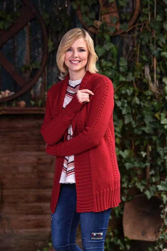 Raglanjacke mit Zöpfen stricken
