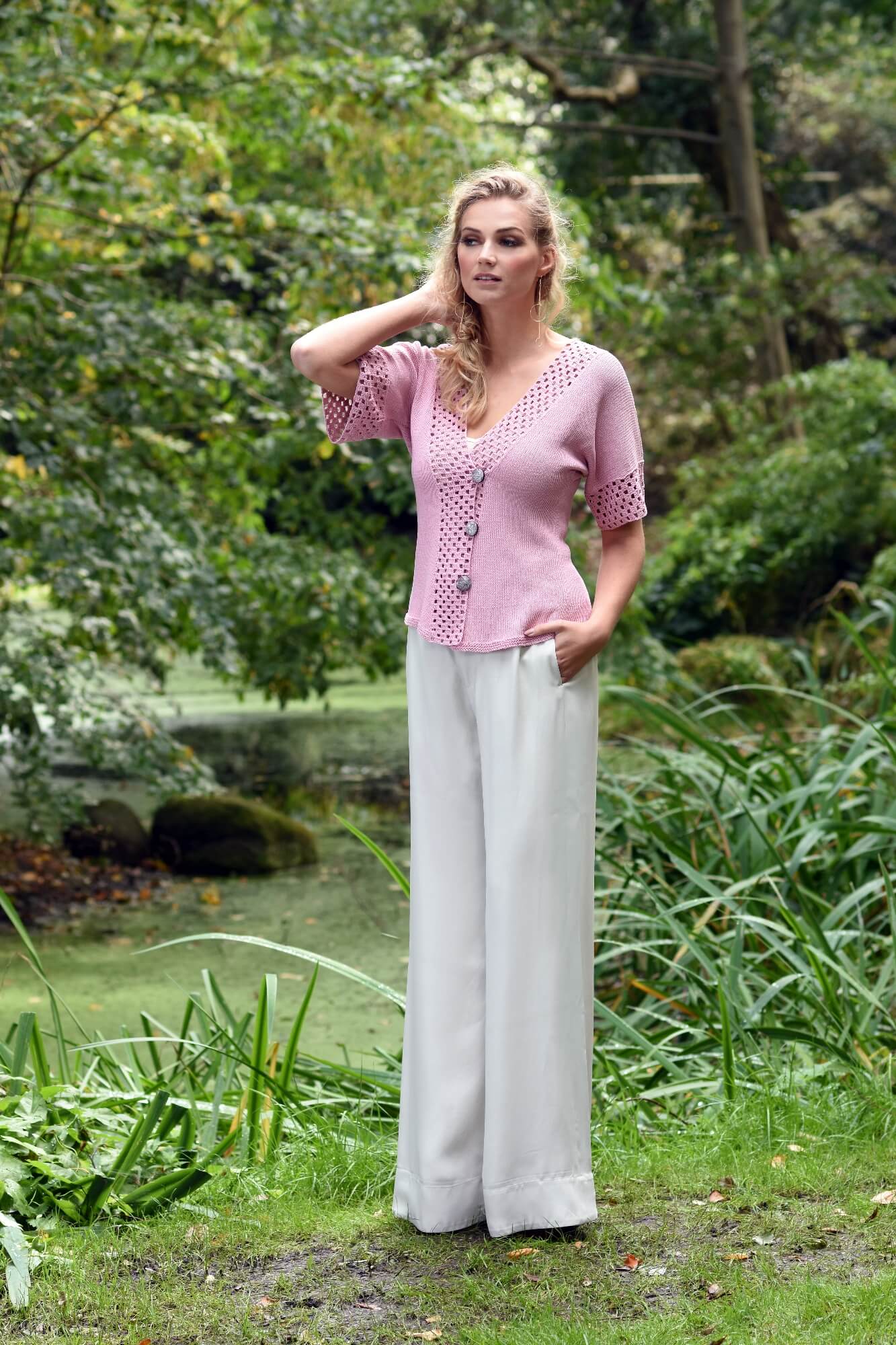 Retro Jacke mit Häkelbordüren stricken